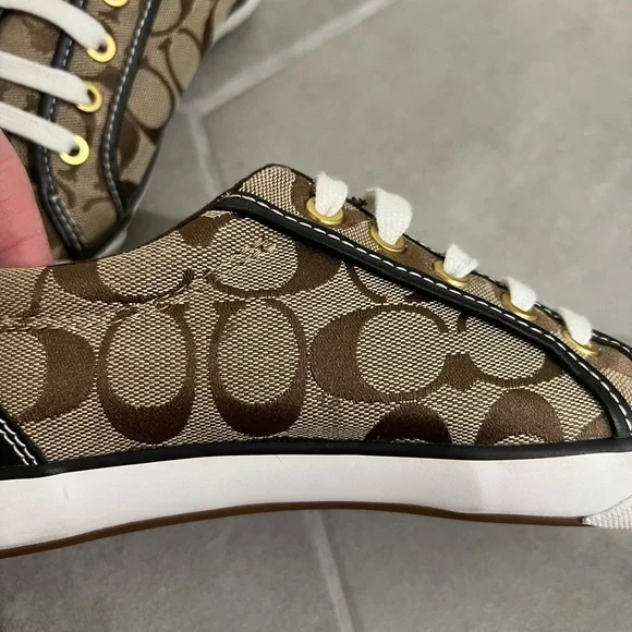 Coach logo sneakers - Picture 11 of 13